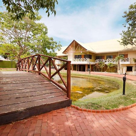 Hotel Faranda Guayacanes, A Member Of Radisson Individuals Chitré Exterior photo